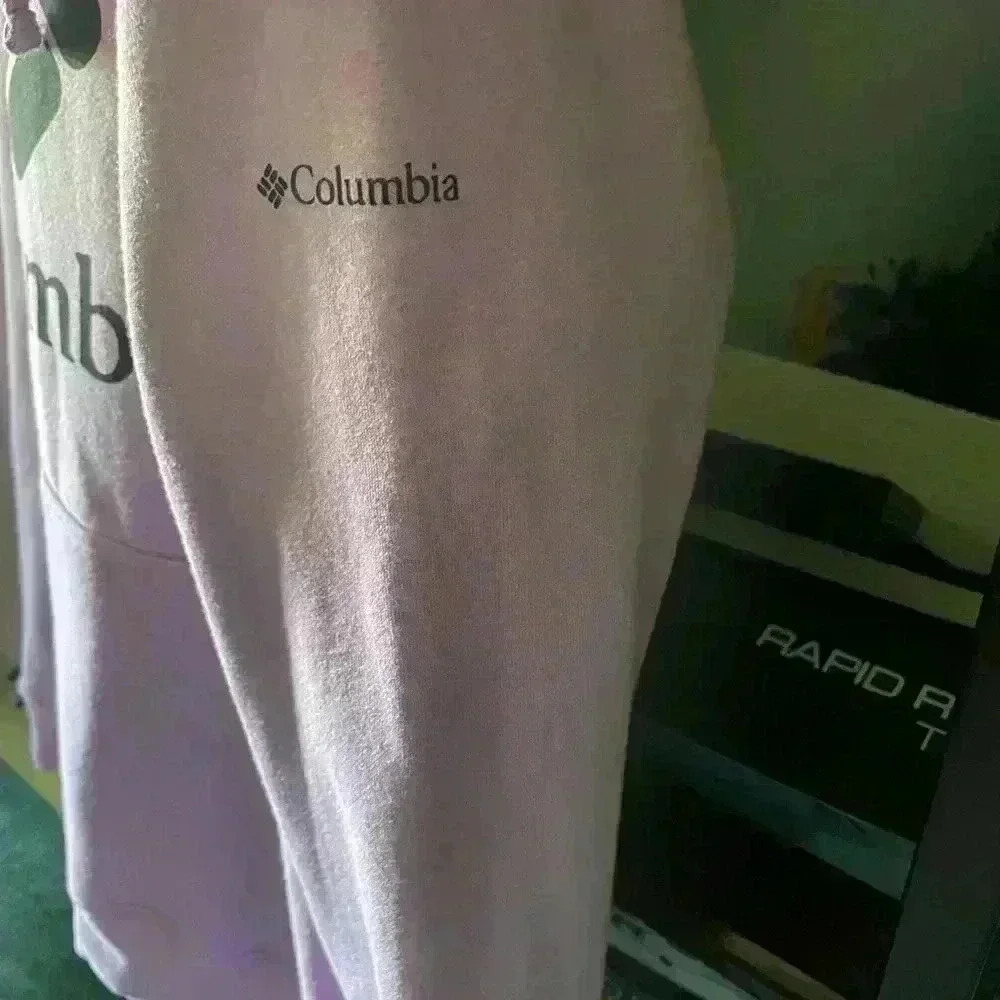 Columbia Sweatshirt - Picture 3 of 3